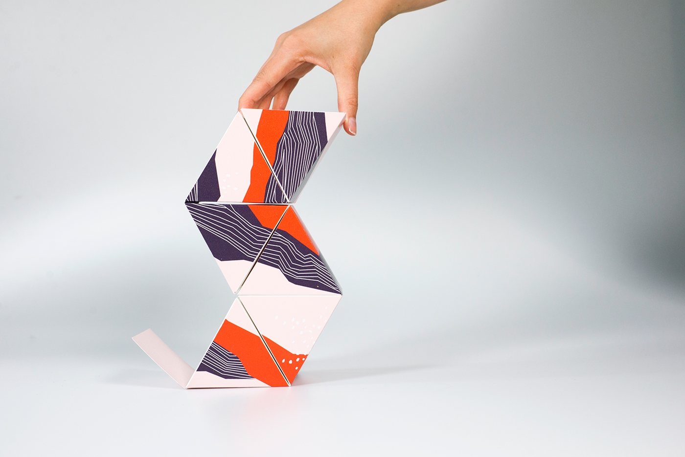 會動的餅干創意包裝盒設計！！！