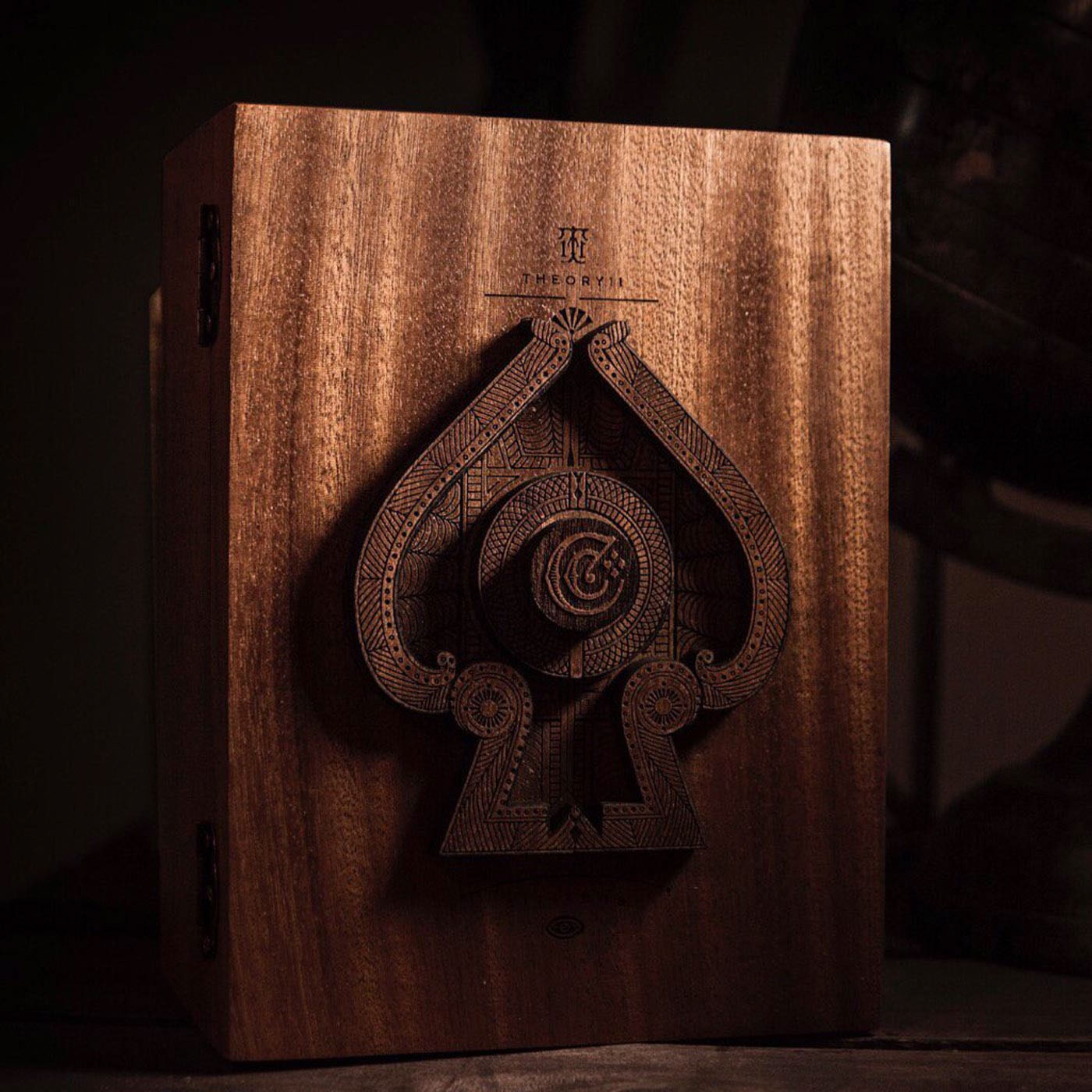 嘔心瀝血的藝術品-撲克牌包裝設計