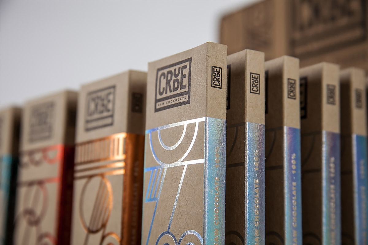 原始生巧克力品牌Crude包裝設計