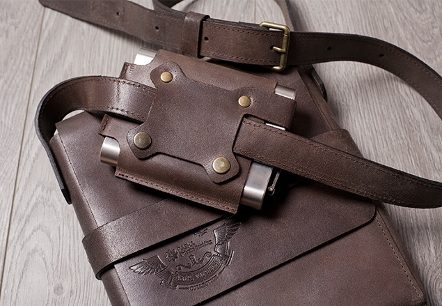 銀行圣誕禮物-郵票與皮革產品包裝盒設計