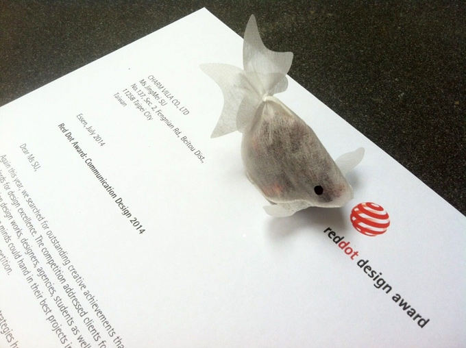 在茶杯里游泳的金魚——金魚茶泡袋包裝設計